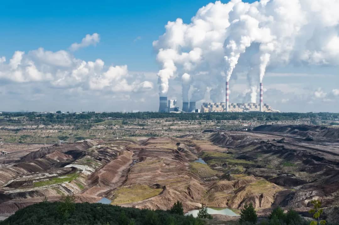 PGE elektrownia Bełchatów: kluczowe informacje o przyszłości i emisjach