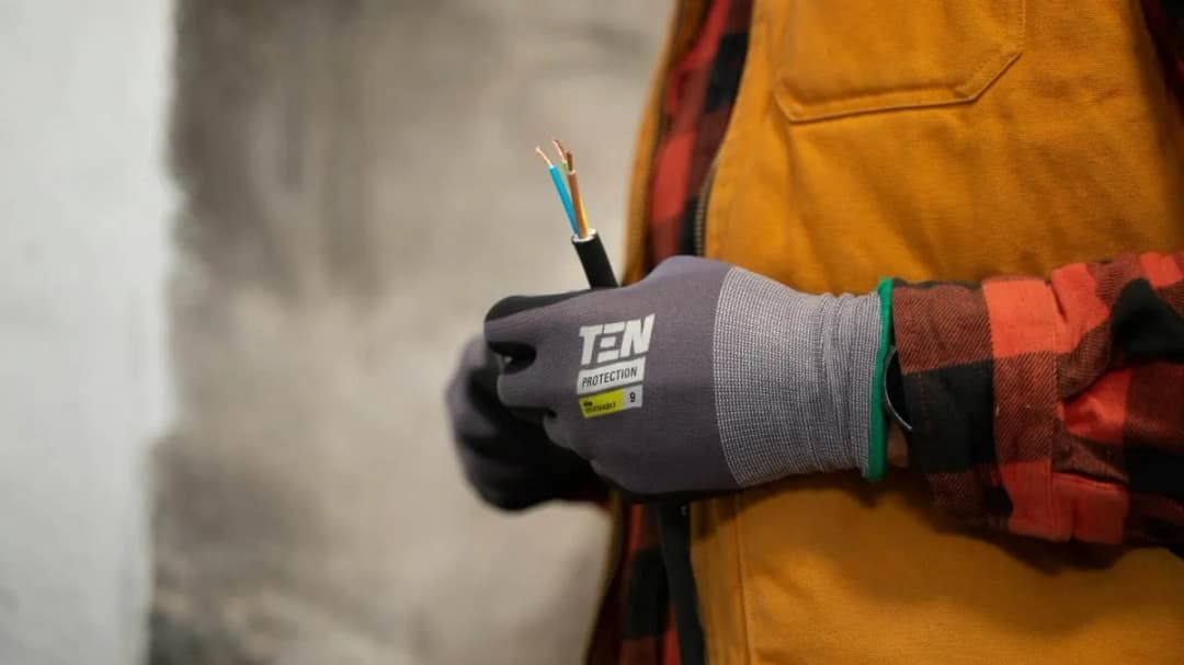 Ile kosztuje elektryka w mieszkaniu? Sprawdź, co wpływa na ceny